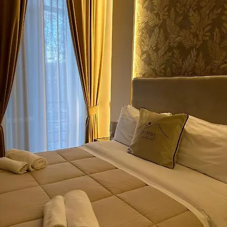 Domus Capodimonte Hotel Napels Buitenkant foto